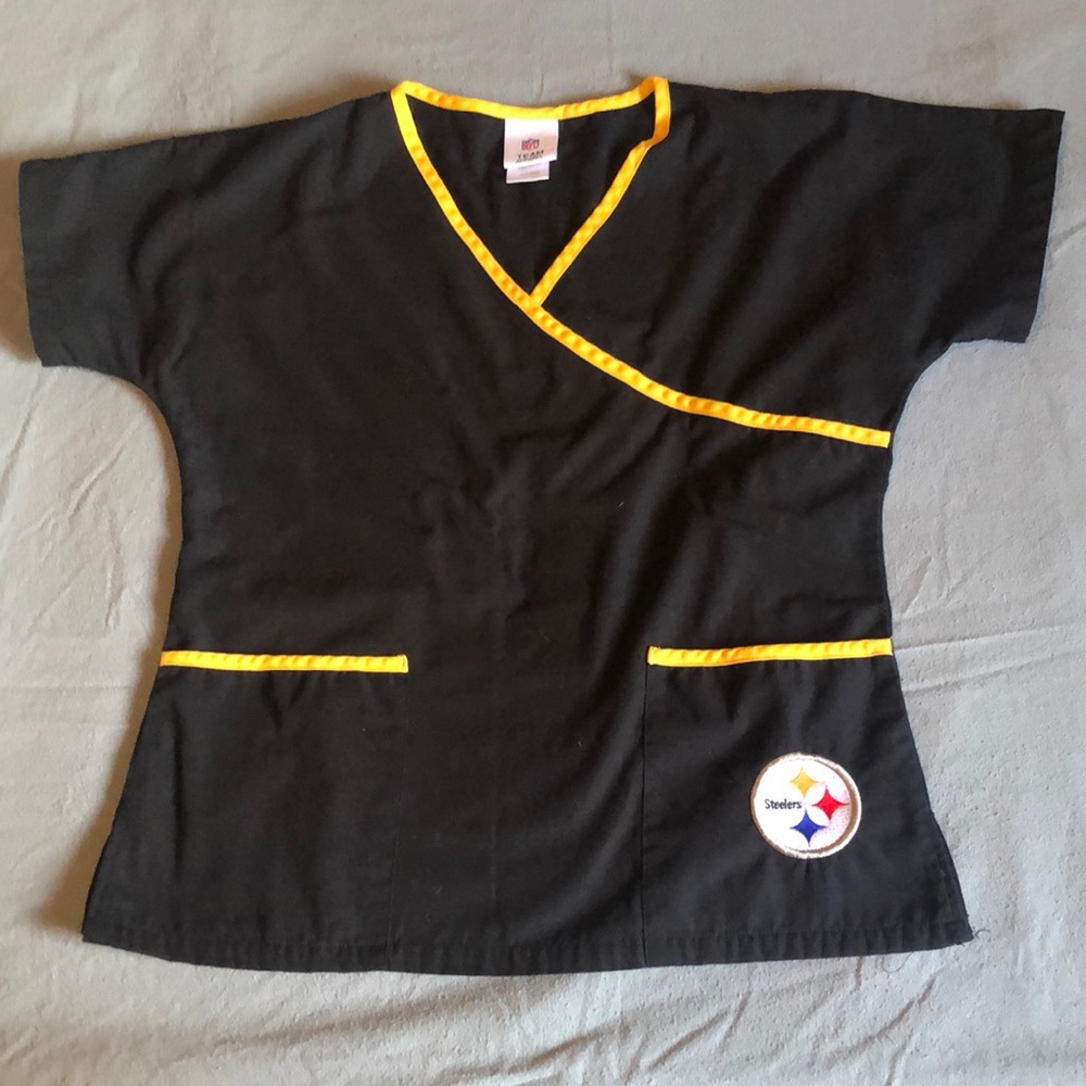 NFL Team Apparel - Pittsburgh Steelers Scrub Top